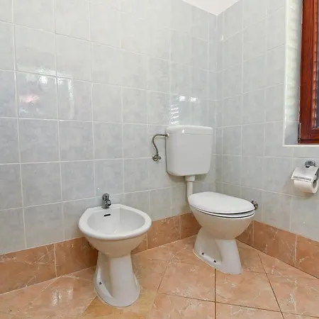 Goran 2250 * Fažana