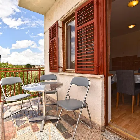 Goran 2250 Appartement